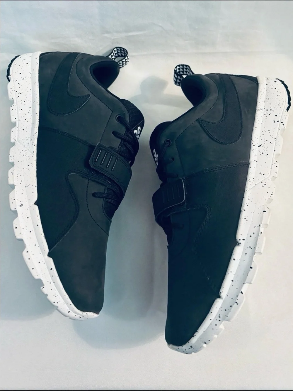 NIKE ACG TRAINERENDOR Waterproof Sneakers